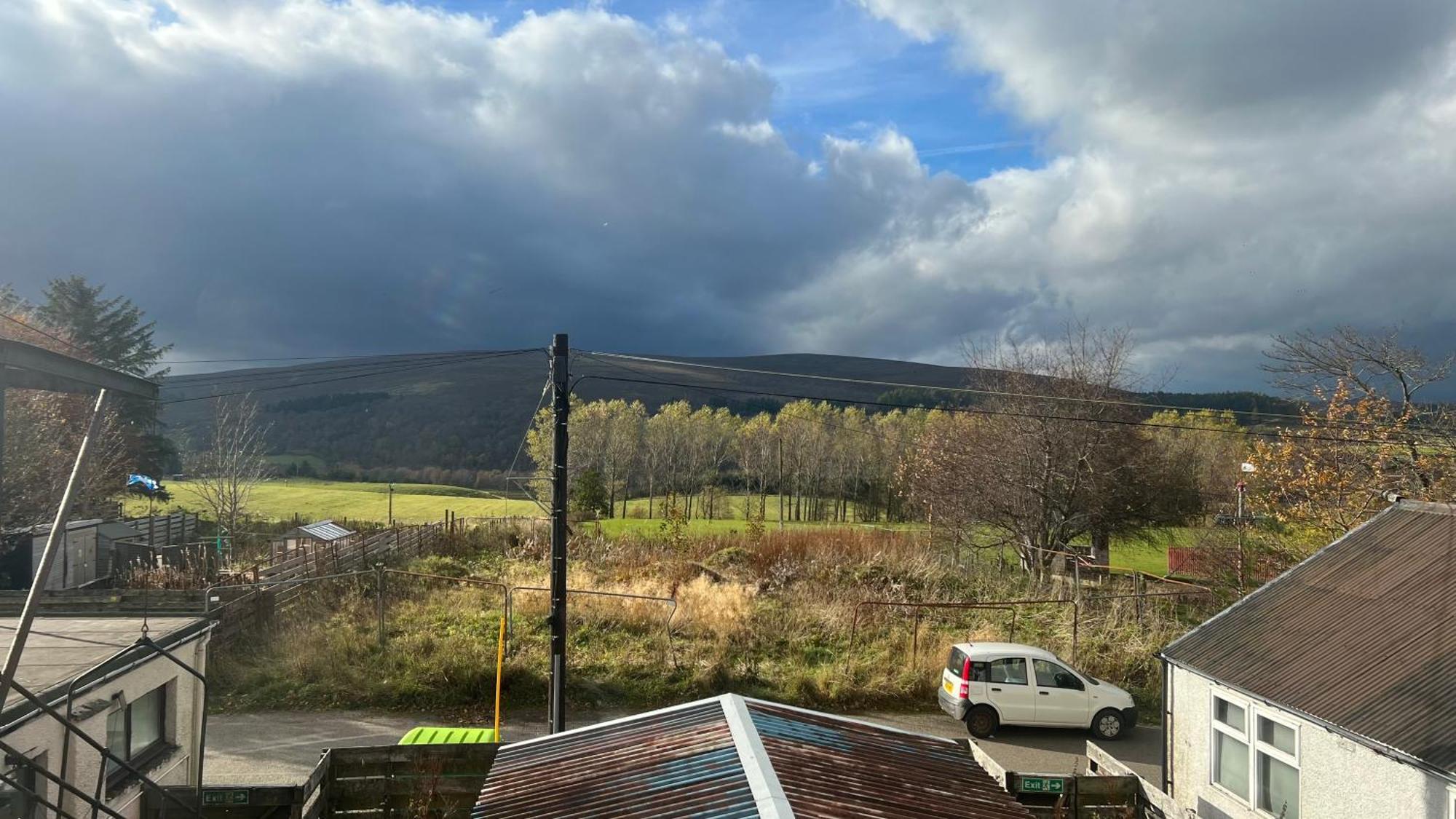 Hotel Square Tomintoul Exterior photo